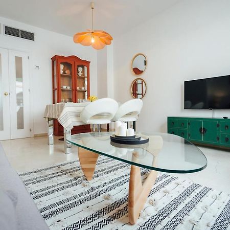 Reformed And Bright- 2Bdr 1Bth- Nervion Apartment Sevilla Bagian luar foto