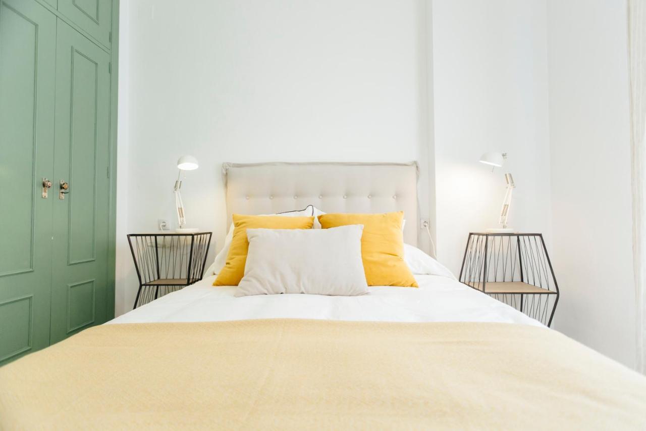Reformed And Bright- 2Bdr 1Bth- Nervion Apartment Sevilla Bagian luar foto