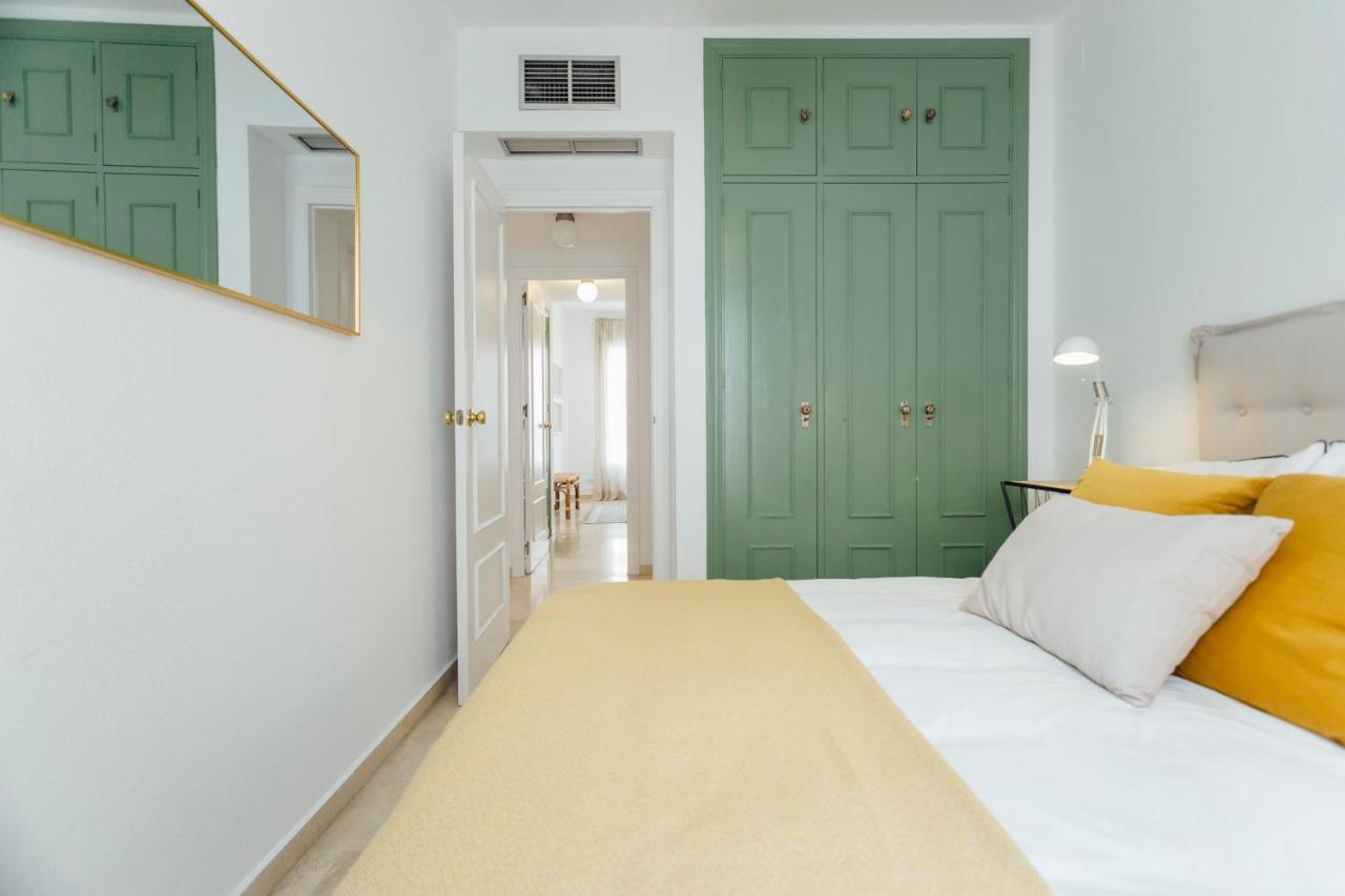Reformed And Bright- 2Bdr 1Bth- Nervion Apartment Sevilla Bagian luar foto