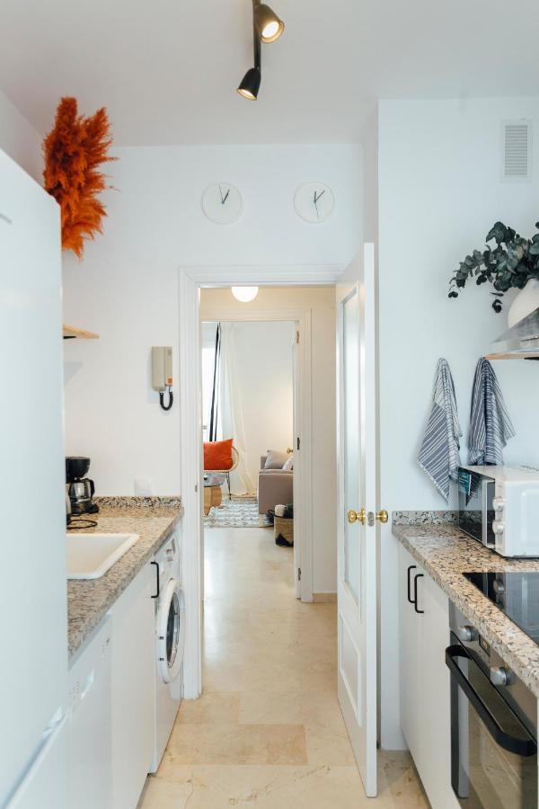 Reformed And Bright- 2Bdr 1Bth- Nervion Apartment Sevilla Bagian luar foto
